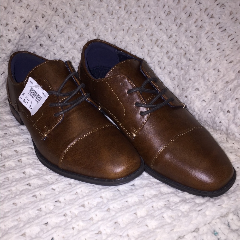 Boys American Eagle Dress Shoes